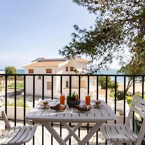 villa-vista-mare-villa-dafne.sicilyhotelsitaly.net/