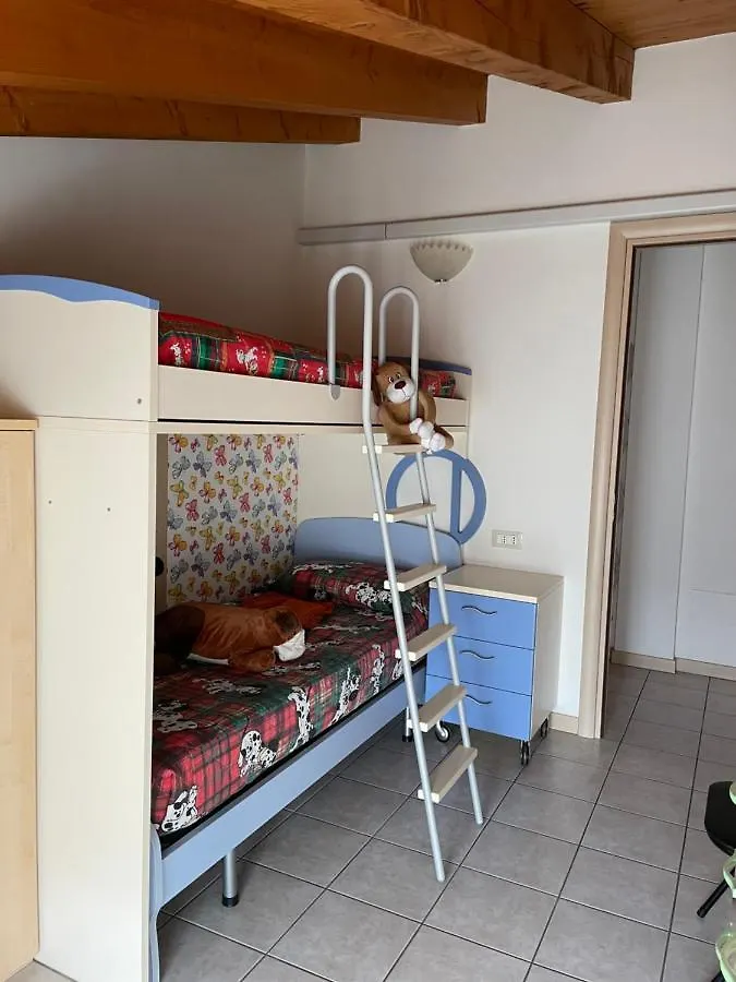 Anna Appartamento Vacanze Monticelli Brusati アパート