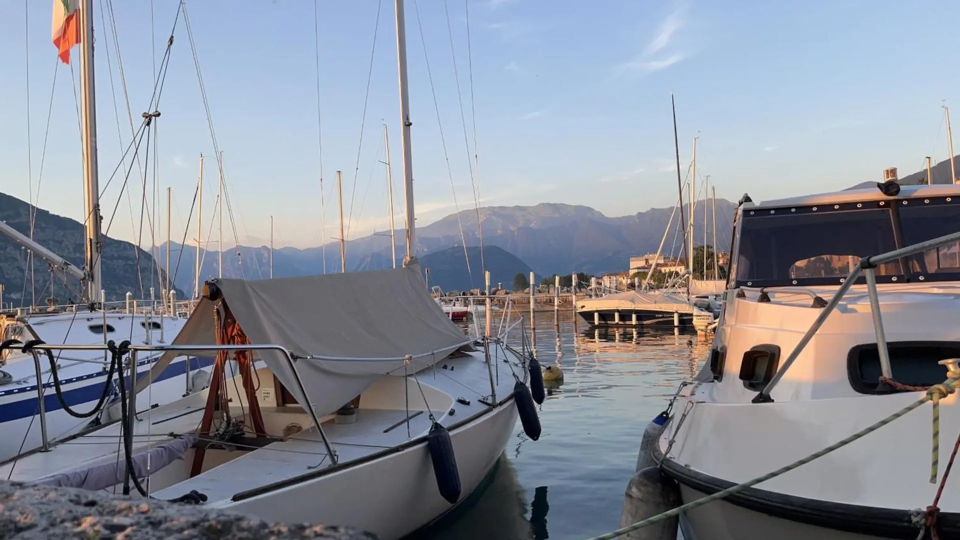 Anna Appartamento Vacanze Monticelli Brusati アパート